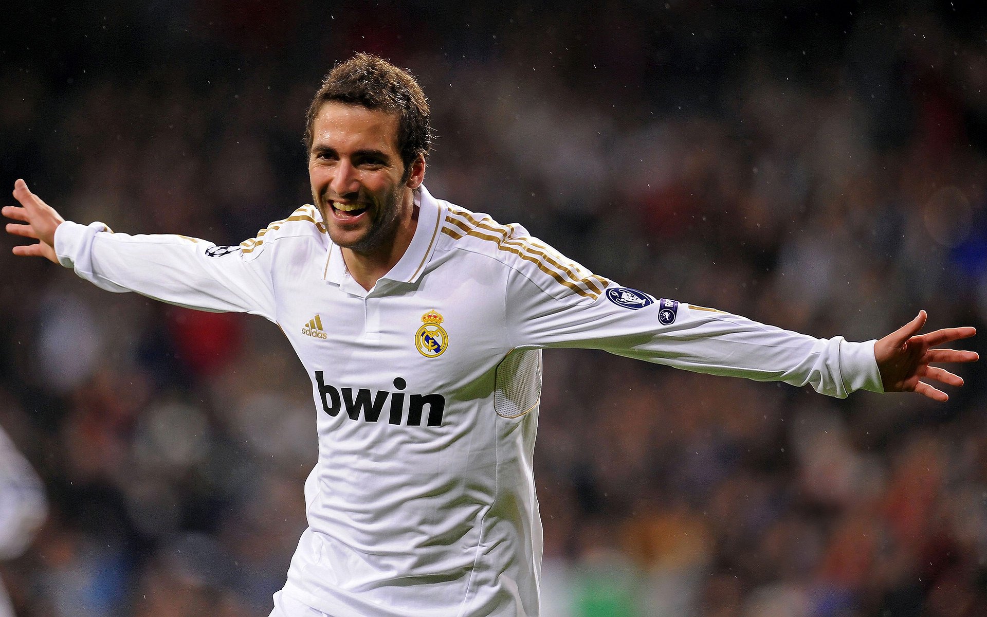 开云在线直播-“德甲标志性比赛，场面火爆引人注目”，德甲的标志那个人是谁